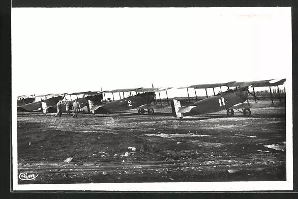 Ak Istres-Aviation, Groupe De Caudron 59, Aircraft on The Landing