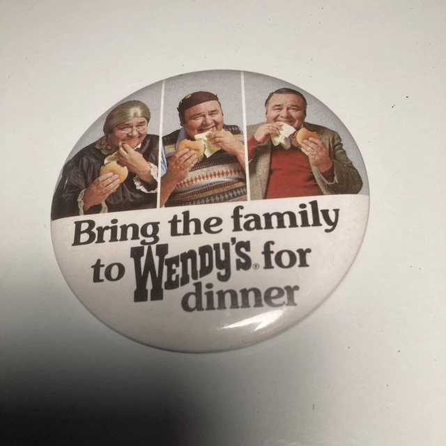 WENDY'S Fast Food Restaurant Pin Button Large / Jonathan Winters / Vintage Pin