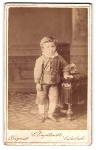 Fotografie G. Engelbrecht, Bayreuth, Rennweg 300, Portrait kleiner Junge in hüb