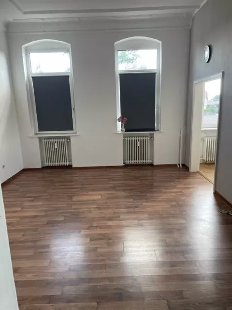 Wohnung/ Büroflächen in Wendeburg zu vermieten