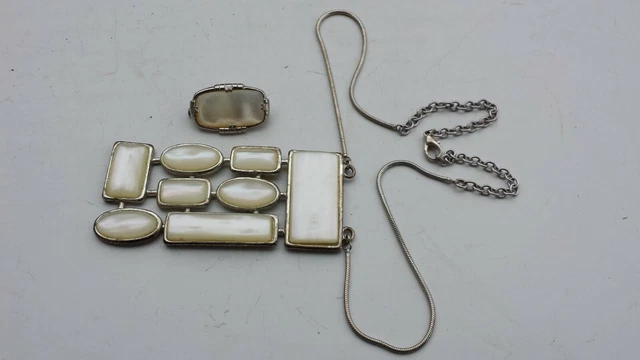 Collier Ciclon Argenté - Grand Médaillon Globe - Breloque Vintage - Occasion En Bon état