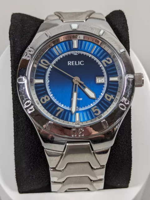 Relic Mens Blue Dial Date Indicator Silver Tone Stainless Steel Band Watch 6.5in