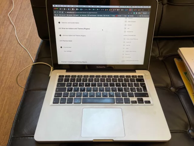 Apple MacBook Pro 13,3 Upgraded | 256GB SSD + 512GB SSD, 16GB Ram