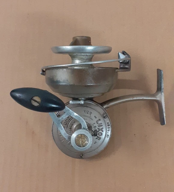 Moulinet De Pêche Ancien LUXOR - Modèle 1939 Probable - Pour Truite En Eau Douce - Rare Avec Pick-up Fil - Occasion Présentable