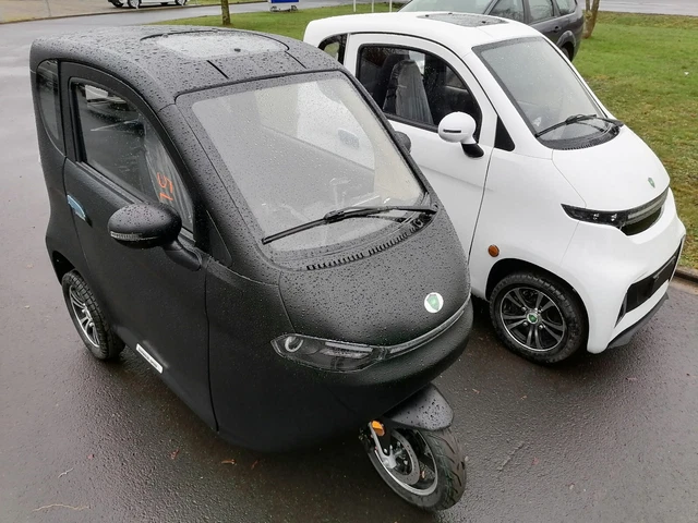 TIRKE Premium Kabinenroller GREEN SPEED 3 Rad Elektroroller Minicar Geco