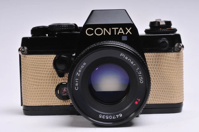 CONTAX 139 QUARTZ with Carl Zeiss Planar f1.7 / 50mm T* Lens in CY
