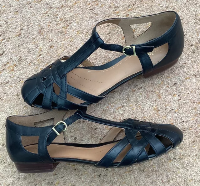 Clarks henderson deals shoes