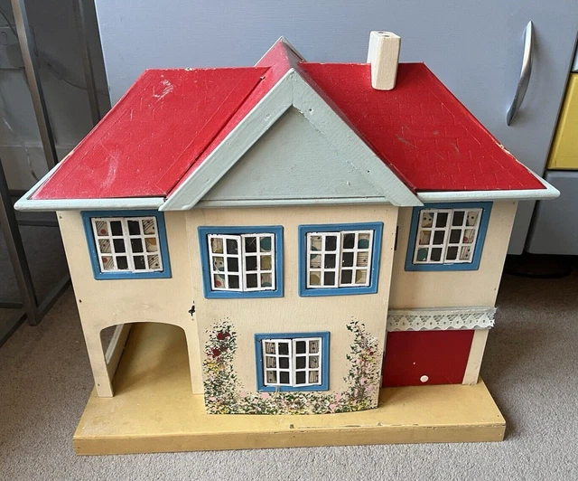 VINTAGE TRIANG WOODEN painted dolls house red roof and garage £55.00