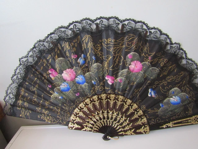 Vintage Style  Lace Folding Fan Chinese Style WITH CROCUSES