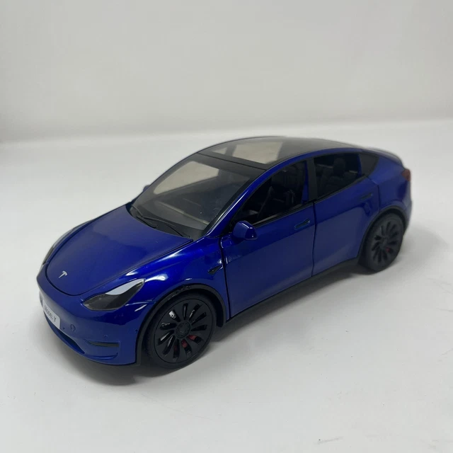 TESLA MODEL Y Die Cast Model Car 124 Scale. Opening Doors, great