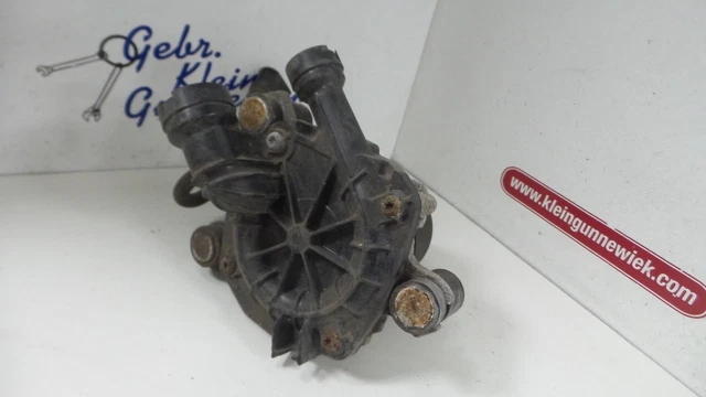 Pompe à Carburant Mécanique D'occasion Pour Audi RS4 Avant B8 (2015) - Réf. 079127025AD
