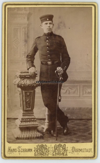 Orig. Foto CdV Portrait Soldat in DARMSTADT - Studio Hans Schlamm