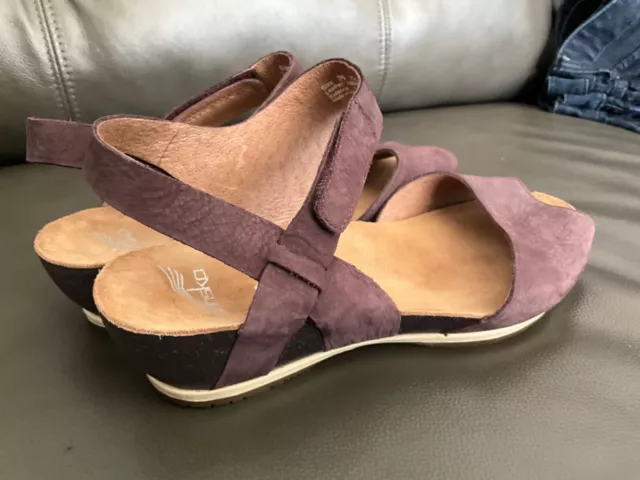 Dansko Vera Wedge Sandal Size 38/7.5 Purple Leather Nubuck Open Toe Cork