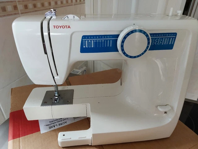 Supporto Pressacavo Universale Per Macchine Da Cucire A Canna Alta: Compatibile Sigma 2000, Alfa 108, 109