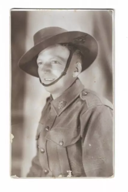 Postcard photo of an Australian Soldier in Uniform, Hat, Rising Sun Badge