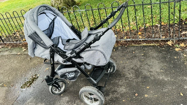 ISAFE 3 IN 1 Pram Travel System Grey Isafe Grey 1 1 100.00 PicClick UK