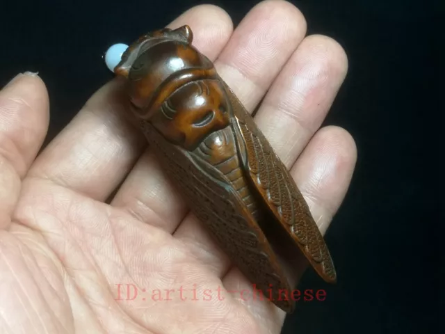 Japanese boxwood hand carved cicada Figure statue Netsuke gift old collectable