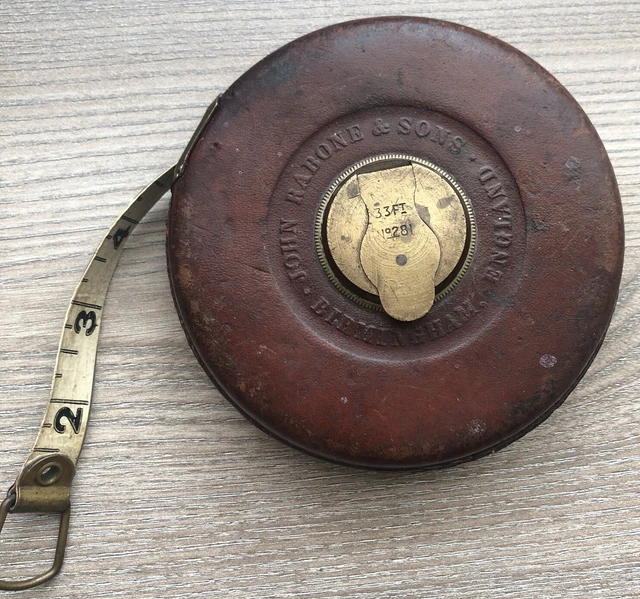 John Rabone VINTAGE ORIGINAL JOHN Rabone & Sons Leather Case Tape Measure 33ft £6. ...