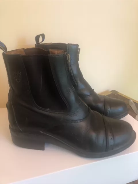 Ariat Women's size 8B Zip Front Black Paddock Boots. Hardly Worn.
