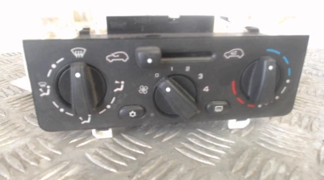 Commande chauffage CITROEN C3 PLURIEL PHASE 1 CABRIOLET 1.4i - 8V /R:47164608