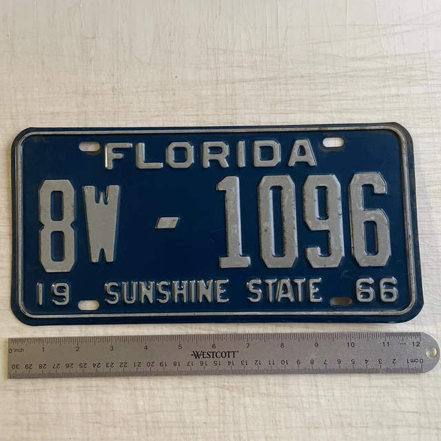 VINTAGE 1966 FLORIDA Passenger Car License Plate Tag 8W1096 Volusia