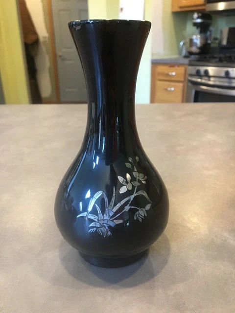 Vtg Asian Mother of Pearl Inlay Black Lacquerware Bud Vase Floral Design