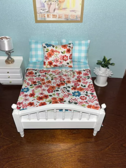 Dollhouse Miniature 1:12 Scale Bedspread Pillows Handmade Reversible Full