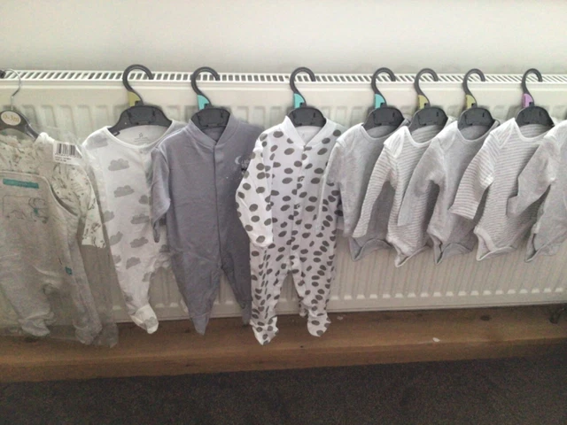 Bundle of baby boys girls clothes size 0-3 months NEW