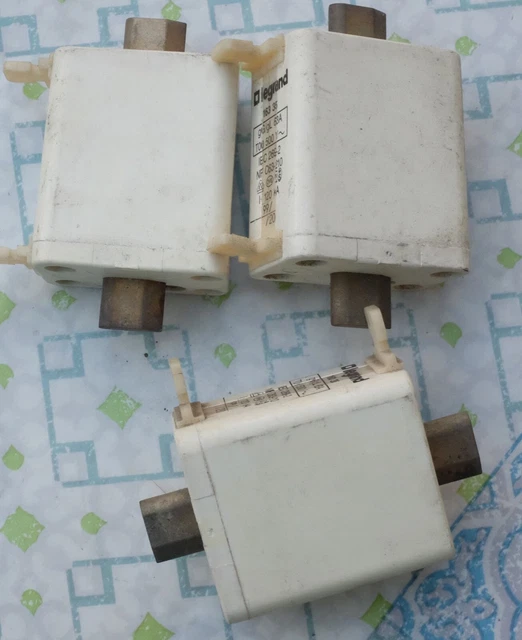 3x Legrand 16335 63A cartouche fusible à couteaux T00 gG/gL 500V lot de 3 5