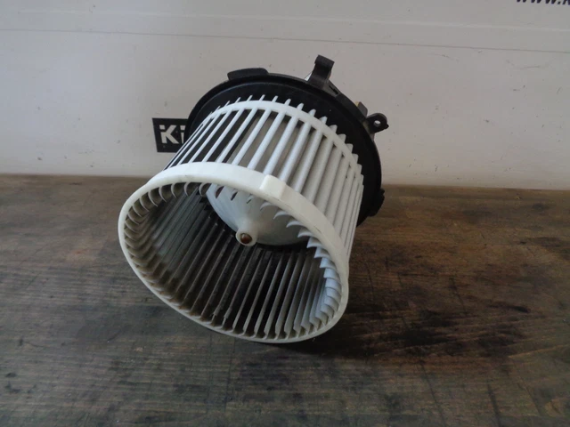 moteur du ventilateur de chauffage Fiat Panda 169 98618016 1.2 51kW 169A4000 106