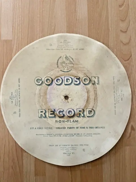 RARE 1930s “GOODSON" FLEXIDISC GRAMOPHONE RECORD NO.153 NON-FLAM LA PALOMA MUSIC