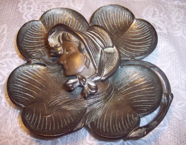 Art Nouveau Cast Iron Figural, 4 Leaf Clover with Woman's Bust in Bonnet. Great!