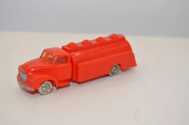 LEGO Bedford Tankwagen Rot ohne Werbeaufschrift ca. 1:86 ohne OVP