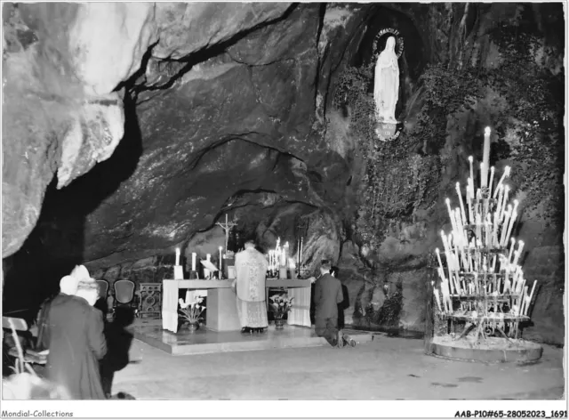 AABP10-65-0828 - LOURDES - Basilique N.D. De Lourdes - Grotte Miraculeuse