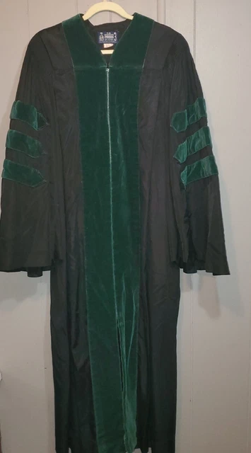 Vtg R.M. Hendrick Graduation Masters Gown Robe Black Green Size 3 Full Zip