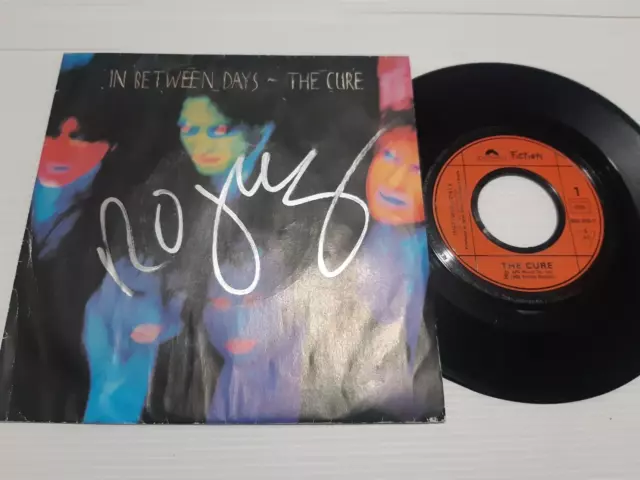 THE CURE autograph ROBERT SMITH vinyl 7' IN BETWEEN DAY signed live concert tour