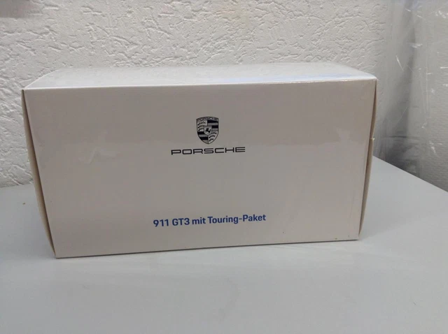 Minichamps 1:18 Porsche 911  992  GT3 Touring 2022 Blanco / Llantas De Neodimio 117069022