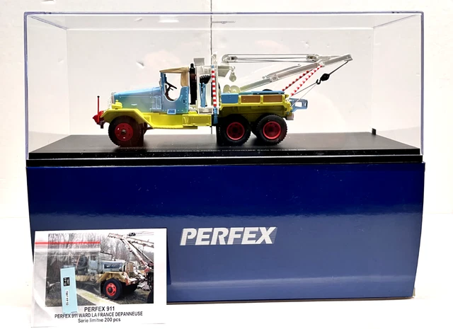 camion PERFEX, WARD LA FRANCE dépanneuse civile -1/43