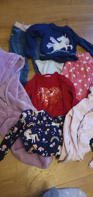 Girls clothes bundle age 4-6years Inc unicorn all in one