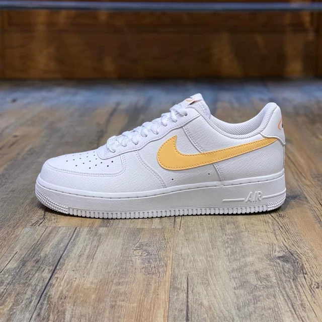 NIKE AIR FORCE 1 Bas Gr.42 Blanc Orange FQ2742 100 Sport Baskets Retro EUR 151 25 PicClick FR