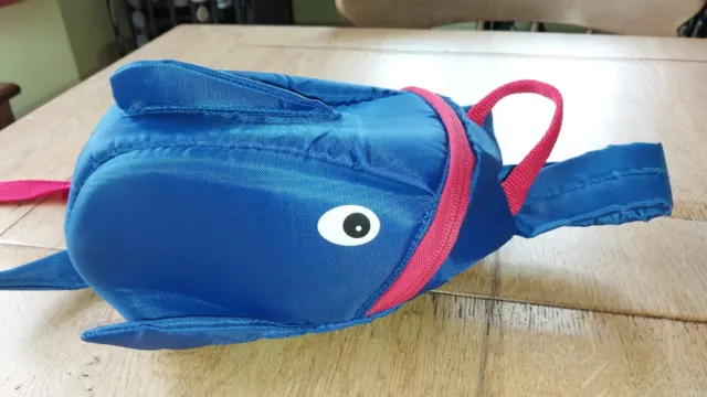 Childrens Reins Backpack Whale Shape excellent condition