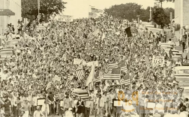 USA Austin Antiwar Demonstration Vietnam War Protest Old Photo 1970