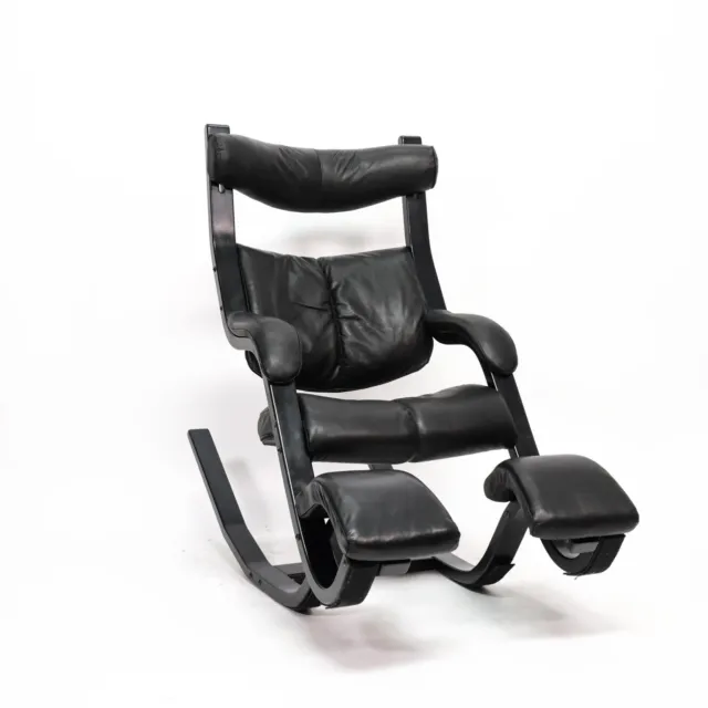 Stokke (Varièr) Gravity Balans Sessel Ergonomischer Stuhl Designer Leder schwarz
