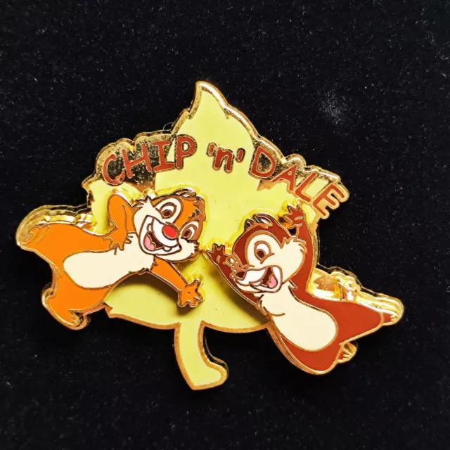 Japan Disney Store Exclusive Chip and Dale series Leaves Chip 'n' Dale Pin 7430