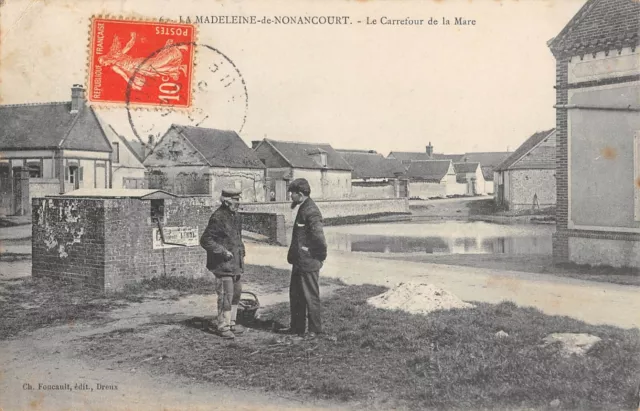 Cpa 27 La Madeleine De Nonancourt Le Carrefour De La Mare