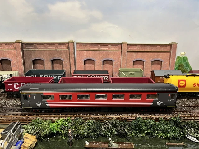 HORNBY R4088A OO Gauge Mk2 First Class Virgin red & black livery #3345 ...