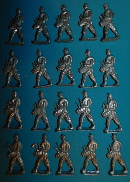 Petits Soldats De Plomb Anciens - Lot De Figurines Vintage, Occasion