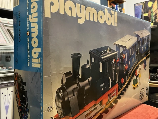 Mini Weihnachtszug Mit Lokomotive & Waggons - 9-teilige Spielzeugeisenbahn Für Die Festtagsdekoration