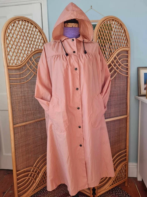 Vintage Nylon Pakamac Nylon Raincoat VINTAGE NYLON RAIN COAT Mac