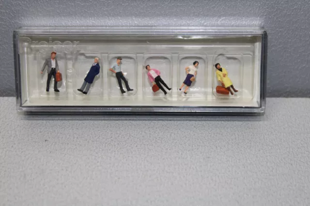 Preiser 75035 Figurines Standing Travellers Tt Gauge Boxed